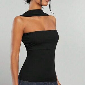 Elegant Black Women's Top: Denimoi Solid Open Back Halter Neck Tee